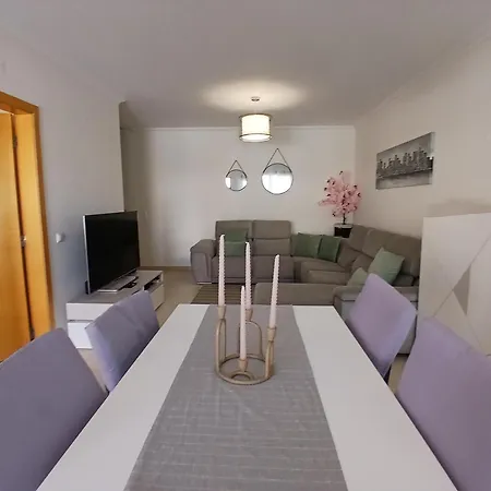Sunny Duplex With Pool In By Lovelystay Lägenhet
